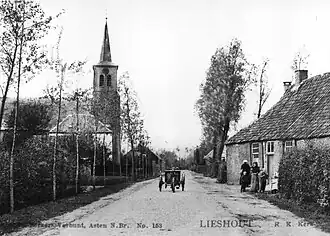De Renstraat, nu Burgemeester van den Heuvelstraat, begin 20e eeuw.