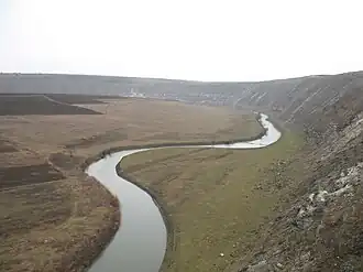De Răut ter hoogte van Orheiul Vechi in Nationaal park Orhei