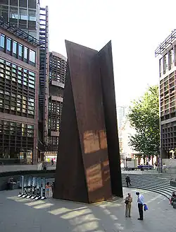 Fulcrum'(1987) Richard Serra, Londen