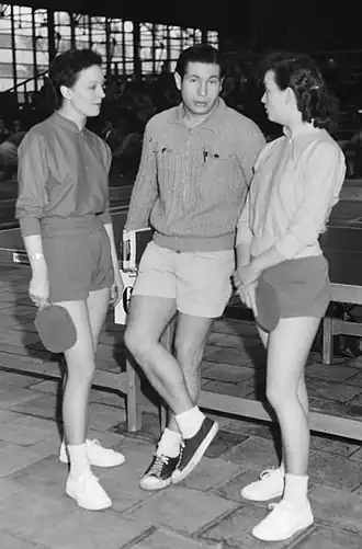 Diane Rowe, Richard Bergmann en Rosalind (vlnr) in 1953