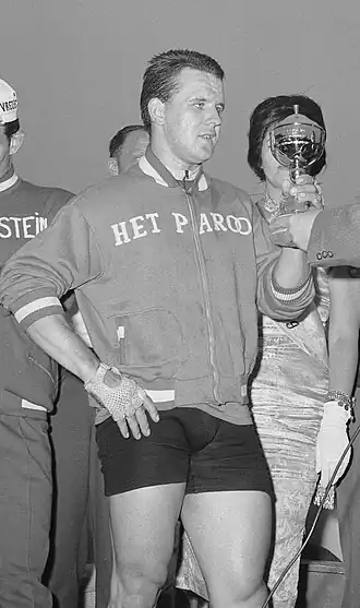 Paul tijdens zijn huldiging voor de etappezege in Olympia's Tour