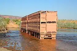 Road train op de Gibb River Road