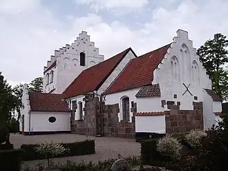 Kerk, gelegen aan weg 301