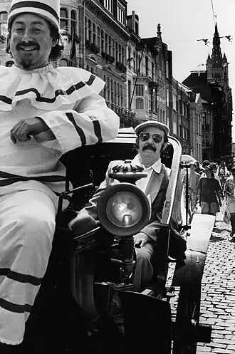 Romain Deconinck met links Luk De Bruyker als Pierke Pierlala tijdens de Gentse Feesten van 1989.