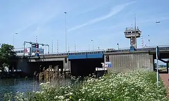 Giessenbrug gezien vanaf het zuidoosten