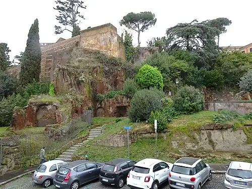 De Tarpeïsche rots.