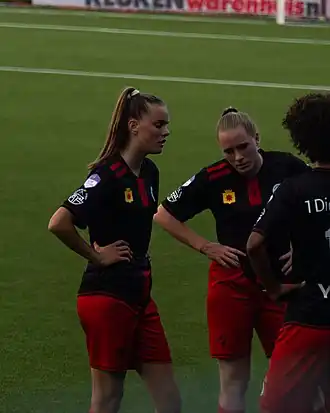 Hendriks (midden) bij Excelsior in 2021