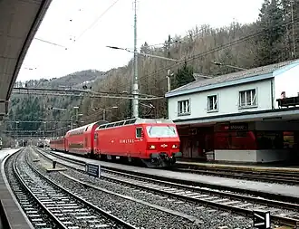 locomotief Re 456 545 te Sihlbrugg