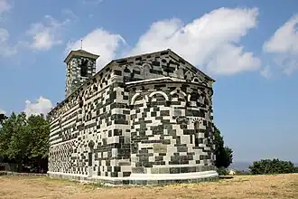 Zicht op de apsis vanuit het zuidoosten