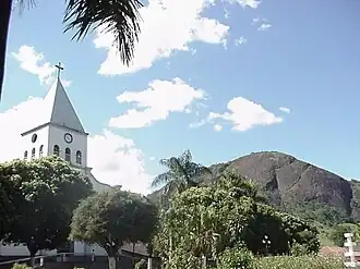 Katholieke kerk Santa Ana in Santana do Manhuaçu