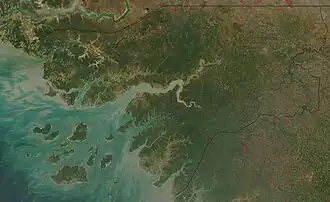 Een satellietbeeld van Guinee-Bissau.