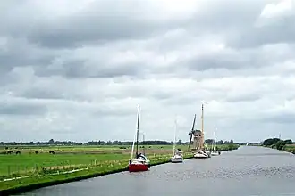 De Scharsterrijn vanaf brug in Scharsterbrug