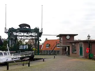 De scheepslift bij de Broekerhaven in Bovenkarspel anno 2012