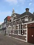 Kantoorgebouw van een distilleerderij