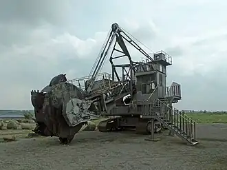 historische graafmachine uit dagbouw Schöningen