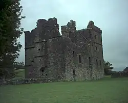 Carnassarie Castle, bij Kilmartin