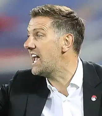 Mladen Krstajić als bondscoach van Servië (2018)