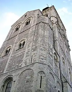 Westwerk St-Germanuskerk, Tienen