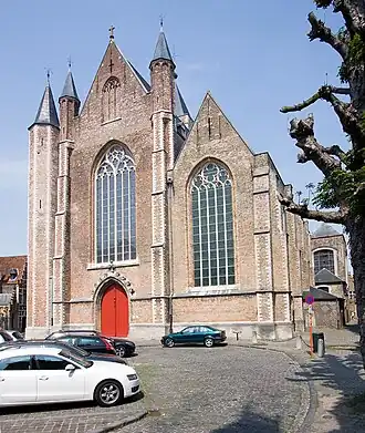 Sint-Jakobskerk aan het Sint-Jakobsplein.