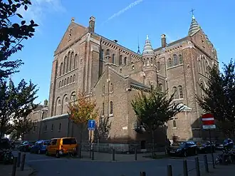 Sint-Janskerk vanuit Sint-Mattheusstraat