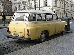 Škoda 1202 combi, achteraanzicht