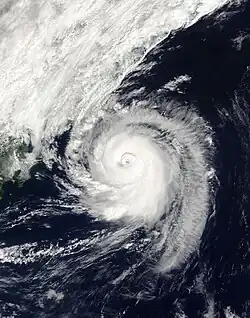 Foto of weerkaart van orkaan