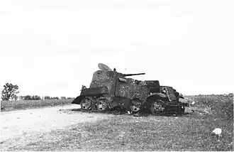 Een vernietigde pantserwagen van het Rode Leger