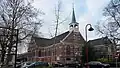 Ontmoetingskerk. Gereformeerd kerkgebouw en pastorie