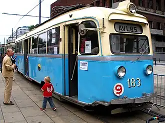 Motorwagen 183 (type 'Gullfisker' - Goudvis), gebouwd door Skabo in 1940, voor het Stadhuis van Oslo; 5 september 2009.