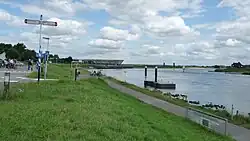 Kerkhofsdijk (links), Beerenplaat en Spui (2019)