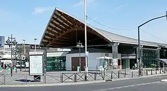 Het gebouwtje met de metroingang