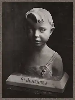Buste van Johannes de Doper als kind (foto uit 1915)