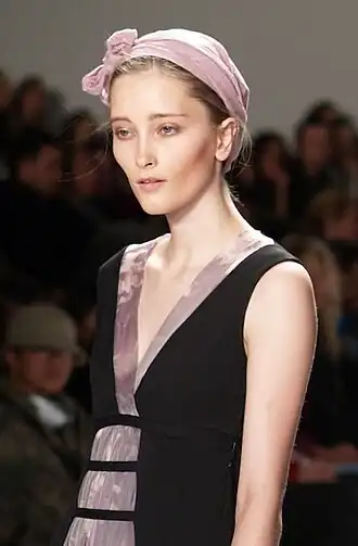 Iekeliene Stange tijdens de New York Fashion Week in februari 2007