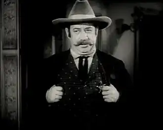 Stanley Fields in de trailer van Way Out West