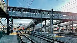 April 2021, de oude traverse en daarachter de nieuwe