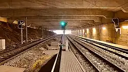 De tunnel bij het station