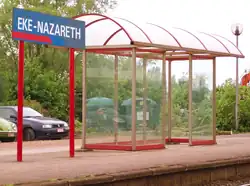 Naambord en wachthuisje station Eke-Nazareth