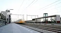 Perrons in definitieve situatie.