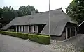 Boerderij met woondeel aangebouwd aan nr. 1