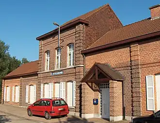 Voormalig station op de spoorlijn Sint-Gillis-Waas - Moerbeke