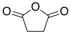 Structuurformule van barnsteenzuuranhydride