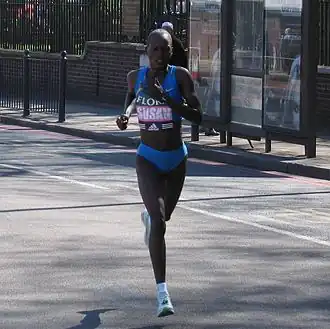 Susan Chepkemei in Londen in 2005