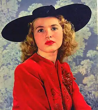 Susanna Foster in 1943