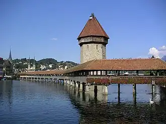 De Kapelbrug in Luzern, gebouwd 1365