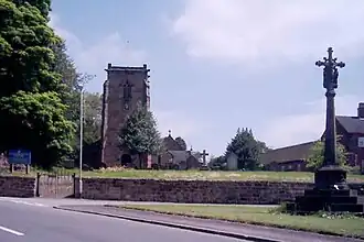 Oorlogsmonument en kerk