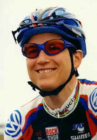 Alison Sydor tijdens de Sea Otter Classic (2001)