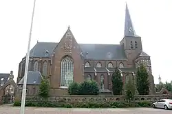 Ommuring kerkhof, noordzijde