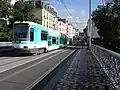 Tramlijn 1 op de Pont de l'île Saint-Denis