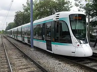 Lijn T2 bij Musée de Sèvres