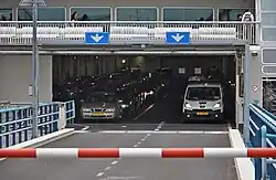 Dokter Wagemaker aan het lossen in Den Helder (2012)